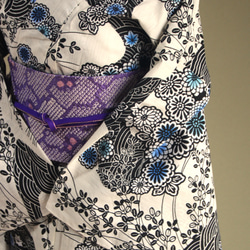 木綿浴衣　変わり織薄いアイボリー地　内側から滲む版画のような草花模様が大人の色香　お袖長めトールサイズ　裄69ｃｍ　木綿 15枚目の画像