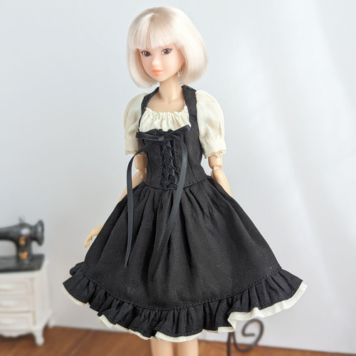 1126【momokoDOLL ワンピース】黒のディアンドル風ワンピース 1126【momokoDOLL ワンピース】黒のディアンドル風ワンピース