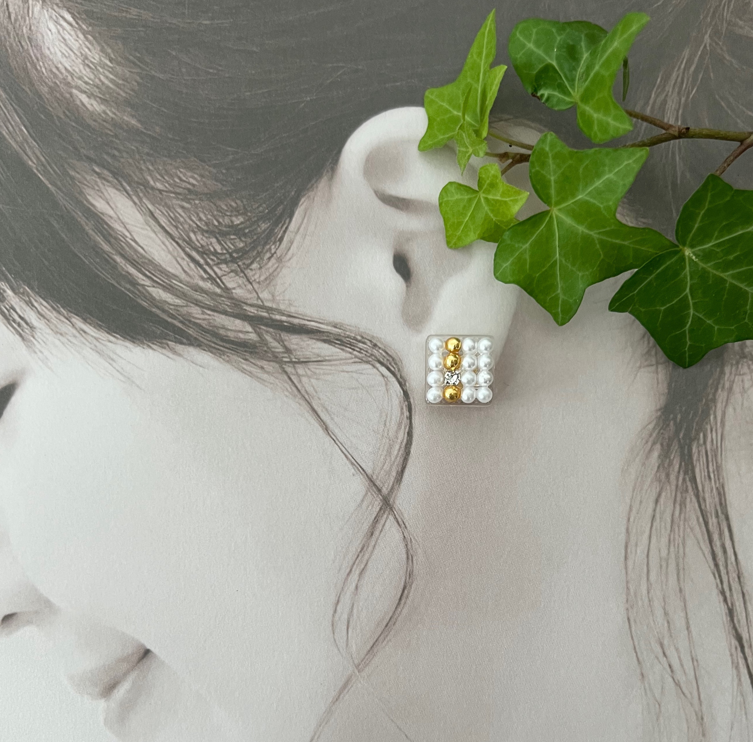 パールアクリルピアス/イヤリング
