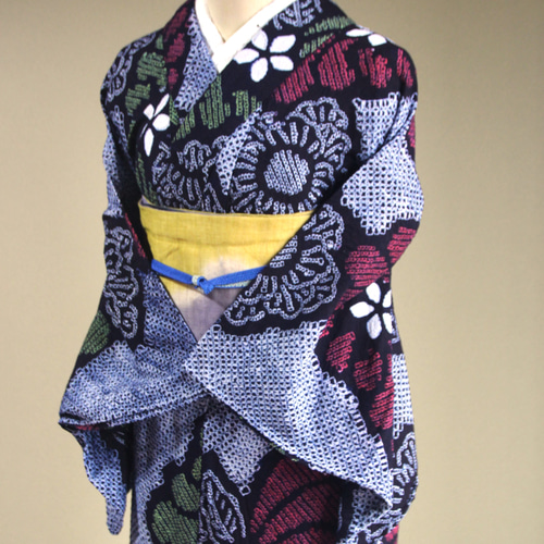 ◇現代 有松鳴海絞 浴衣◇【濃紺朱抹茶】大胆な花の配置が大人