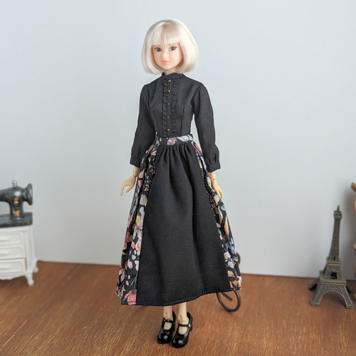 1133【momokoDOLLブラウス】黒のフリルブラウス※1/6ドール服 その他
