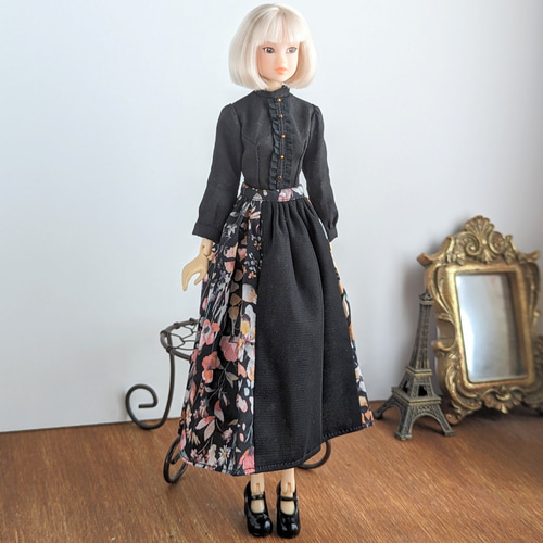 1133【momokoDOLLブラウス】黒のフリルブラウス※1/6ドール服 その他