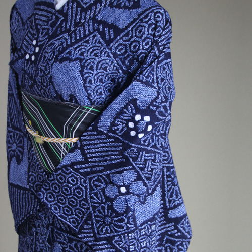 ◇現代 有松鳴海絞 浴衣◇【グレーネイビー赤紫】細かい絞りで表現され