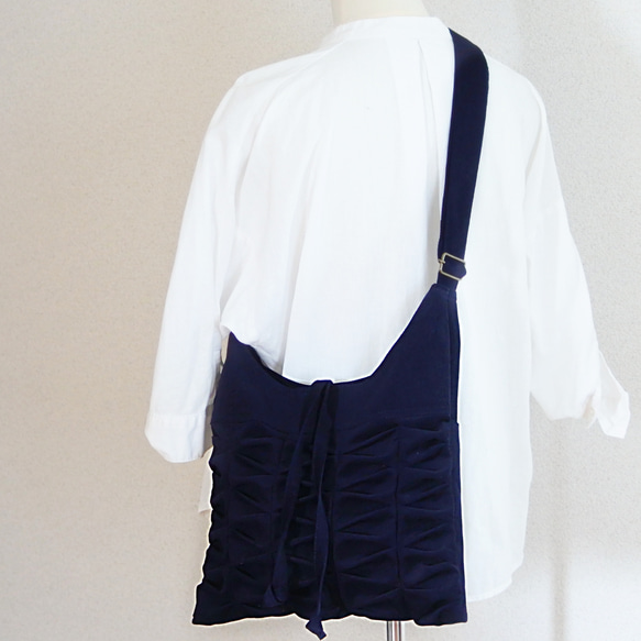 ［売約済］ひらひらショルダーバッグコーデュロイネイビー＆ボルドー 10枚目の画像