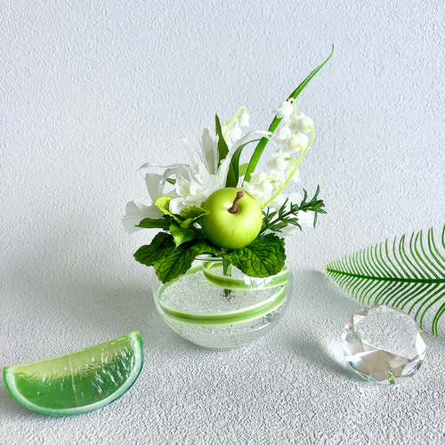 再販 人気 青りんご メモスタンド▫️フェイクグリーン・フェイク多肉植物 アレンジ 再販 人気 青りんご メモスタンド▫️フェイクグリーン・フェイク多肉