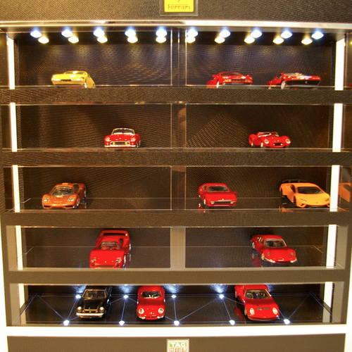 1/64展示可・BK基調・5層式ディスプレーBOX / 2色LED30灯