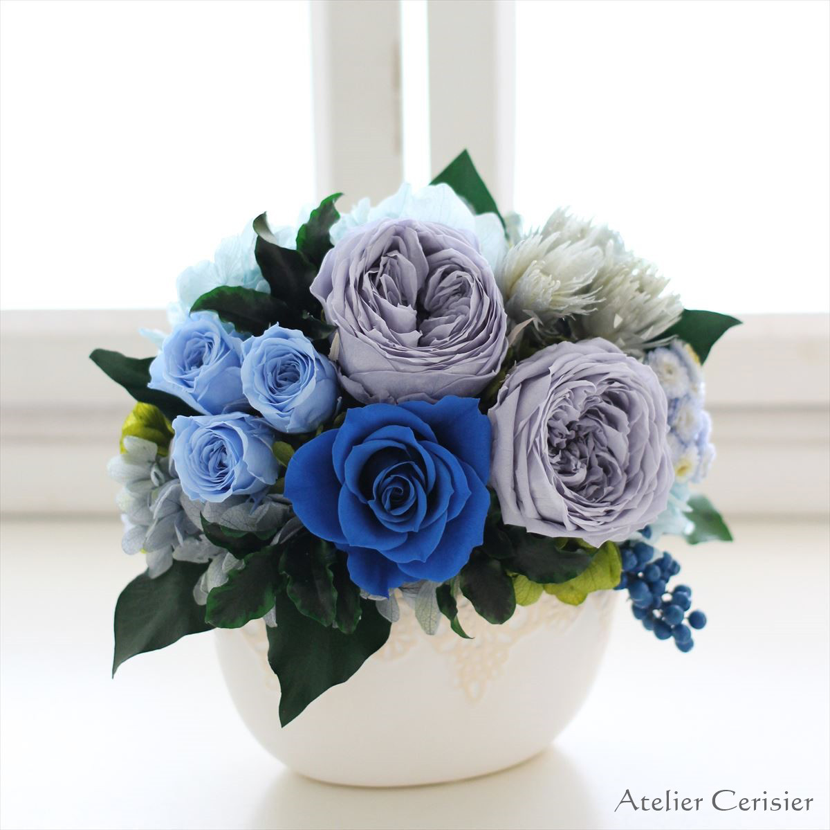 プリザーブドフラワー＜キャスポットレース＞グレイッシュブルー ローズ 【お祝い】