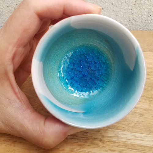 ぐい呑み 青いぐい呑み【海の雫・ぽたり しとしと】椀型 日本酒