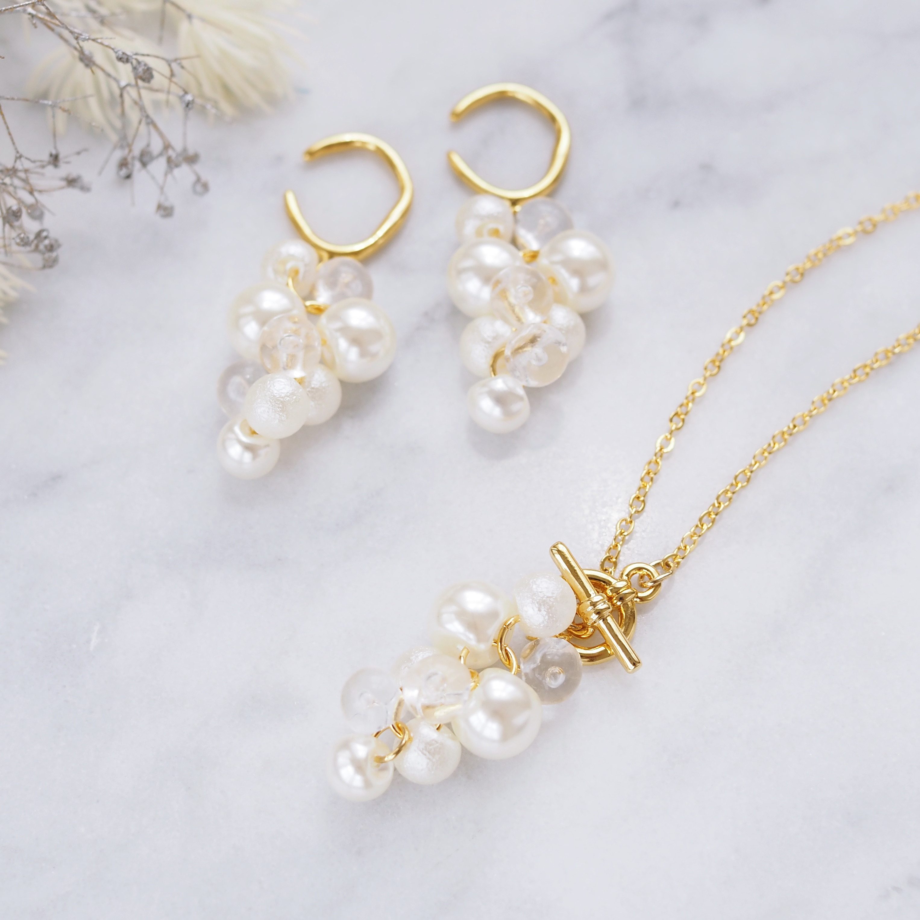 最高級鍍金 パール＆クリアmix のイヤーカフ(両耳用)＆ネックレス セット【送料無料/セット割!】