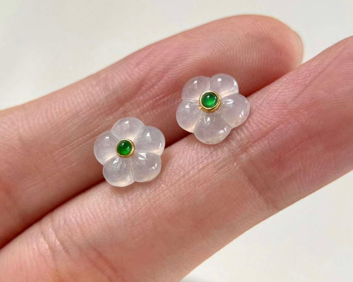 A貨 天然 翡翠 ヒスイ 本ヒスイ お花 ピアス k18 ピアス