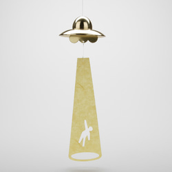 UFO風鈴：真鍮 オブジェ 風鈴 UFO 能作 伝統工芸 宇宙 ユニーク 夏のギフト お中元 暑中見舞い 2枚目の画像