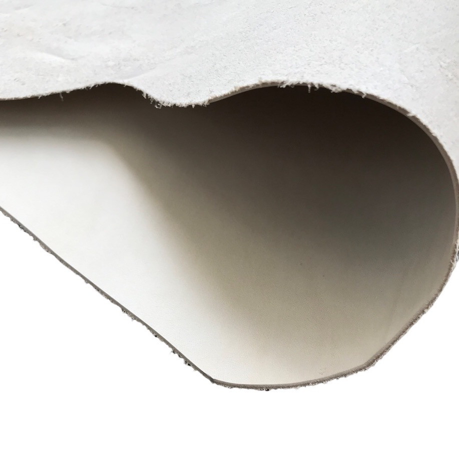 フルベジタブル　ヌメ革　130〜139ds 生成り　ナチュラル