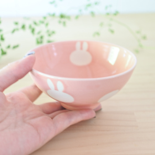 桃の花デザインの茶碗 販売》山本一如作 -淡桃色交趾兎花丸茶碗- - 京都 大徳寺近くお