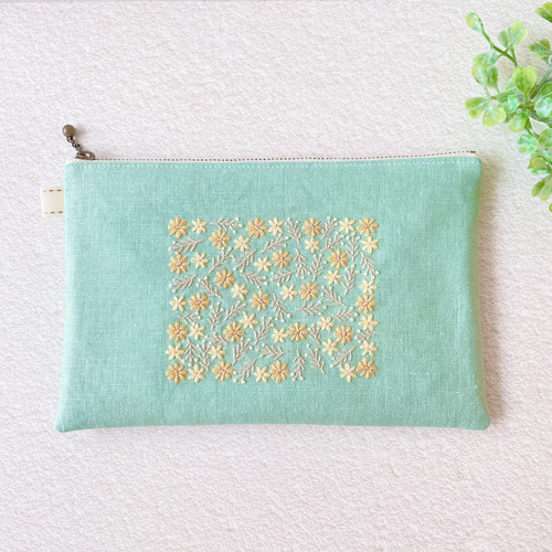 20センチファスナー手刺繍フラットポーチ（グリーン） ポーチ