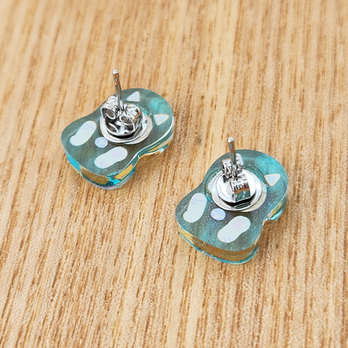 ピアス カラフルニャンリョーシカ 全5種（キャッチ式） ピアス 