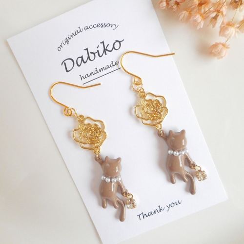 ☆❤️ 猫ねこハート薔薇ピアスイヤリングハンドメイド