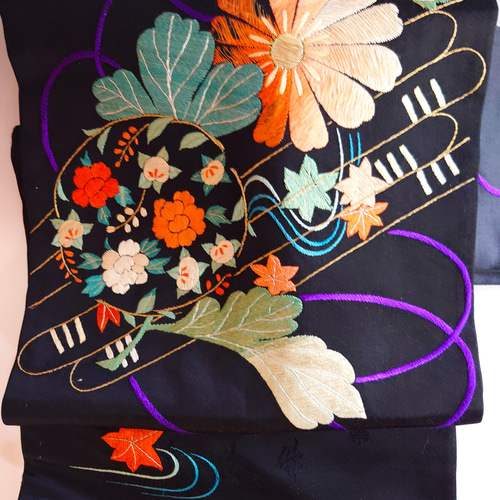 名古屋帯】刺繍花柄のアンティーク帯 和装小物(帯・半襟) 和 名古屋帯】刺繍花柄のアンティーク帯 和装小物(帯・半襟) 和