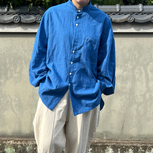 春夏に着たい鮮やかなブルーの2wayハーフリネンシャツ オーバーサイズ