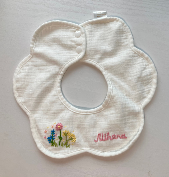 ハンドメイドスタイ　うさみみスタイ　お名前刺繍 a08afdca5b65327052f133541add06