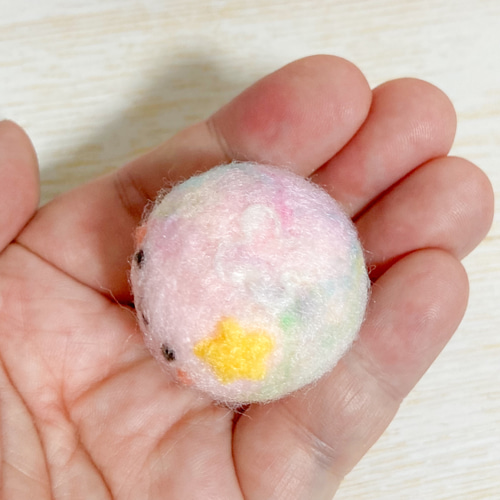 ♡虹色のゆめかわクラゲちゃん♡ゆめかわいい くらげ 海月 羊毛
