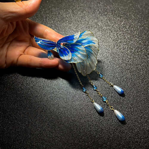 410】金魚模様のヘアクリップ