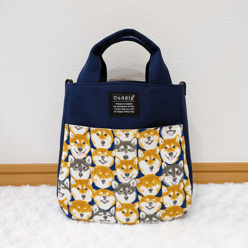 専用　ハンドメイド　刺繍　柴犬　キーホルダー　ショルダーポーチ　トートバッグ ショルダー付き トートバッグ まめしば ミニランチバッグ B5横