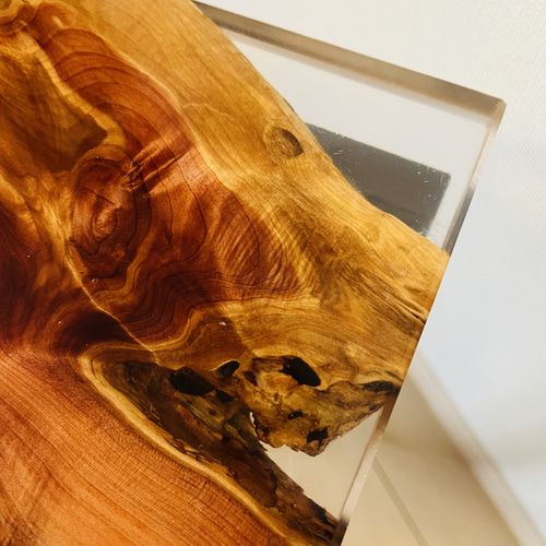 訳あり サイドテーブル ソファテーブル 貝塚伊吹 レジンテーブル