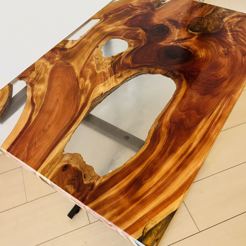 訳あり サイドテーブル ソファテーブル 貝塚伊吹 レジンテーブル