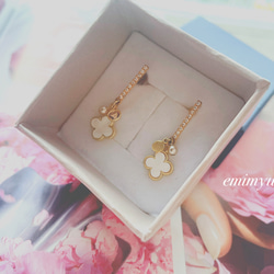 Flower Mother Of Pearl Stick Zirconia Pearl Pierce 4枚目の画像