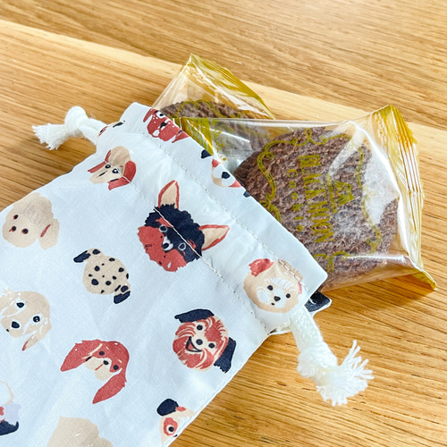 上質をさりげなく＊オーガニックコットンのミニ巾着 ポーチ 犬