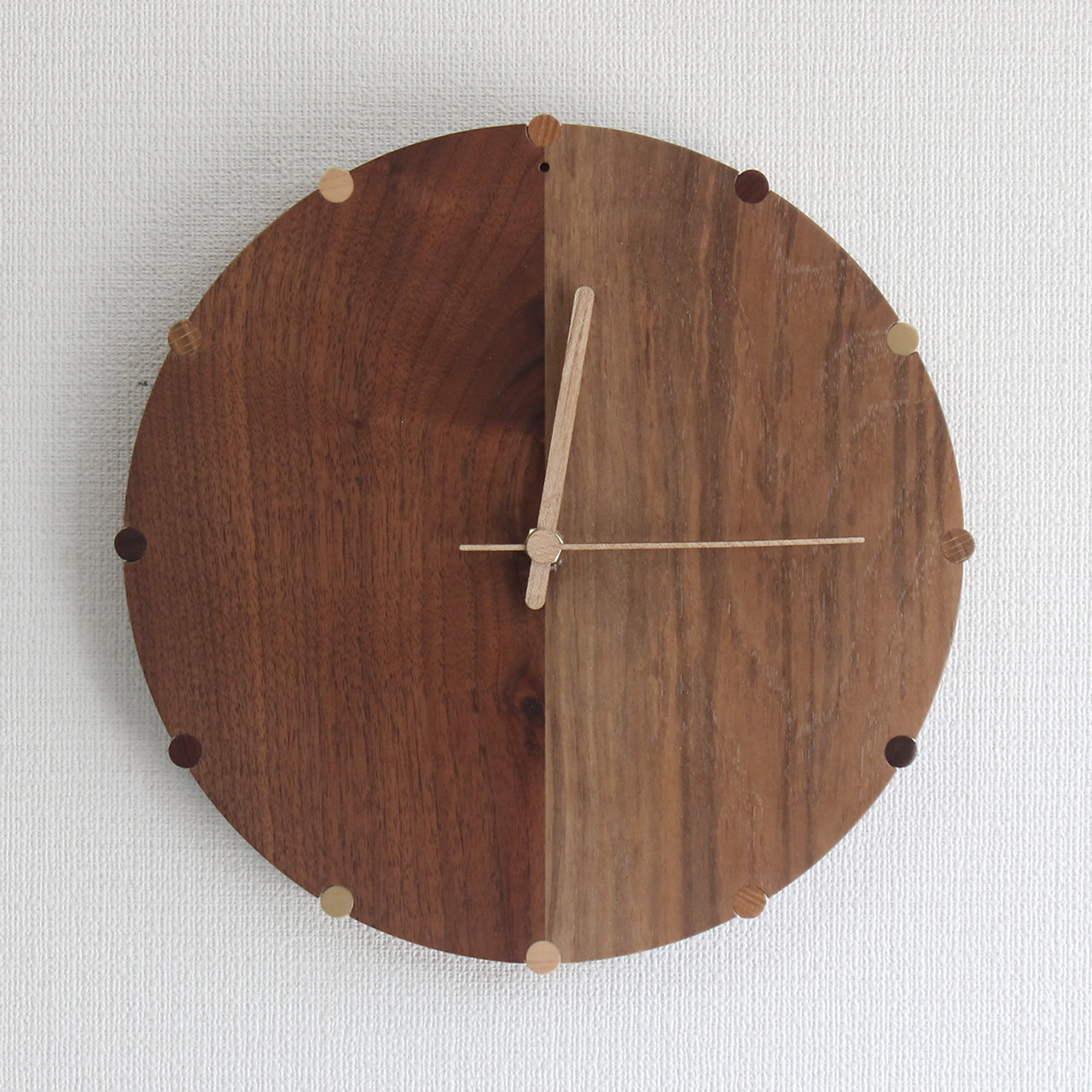 掛け時計 コンペイト-wamix 現品商品 楽しい カラフル デザイン おしゃれ 木製