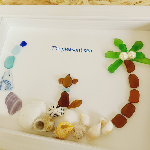 海☆ヤシの木☆ワンちゃん〉シーグラスアート - 犬モチーフ＊貝殻