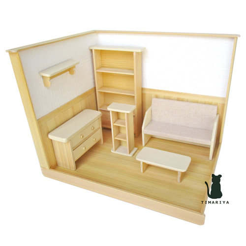 木造の小さなお部屋（家具付き）ミニチュア・ドールハウス