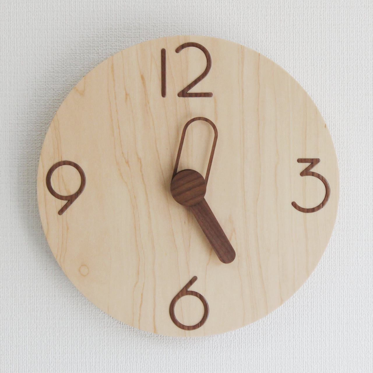 掛け時計 MARUGO-hm 現品商品 北欧風 モダン おしゃれ シンプル 木製