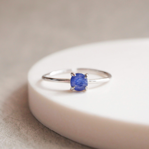 ブルーサファイアの一粒リング 指輪 シルバー925 18KGP フリーサイズ