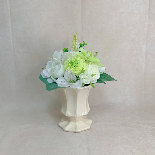 花瓶を選べる】枯れない仏花アレンジメントNo.5（ホワイト系