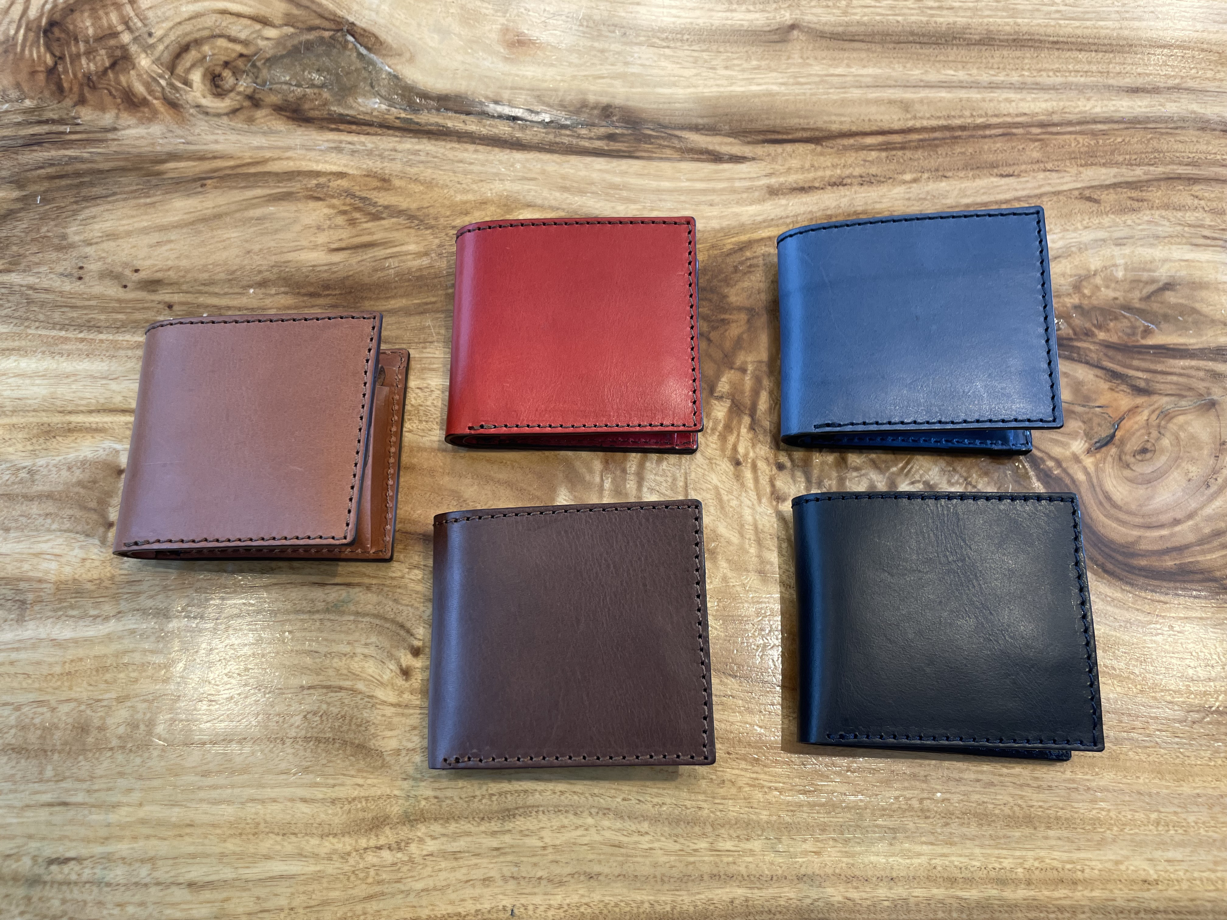 限定レザー【Ponte Shoulders】Basic Fold Walle 二つ折り財布