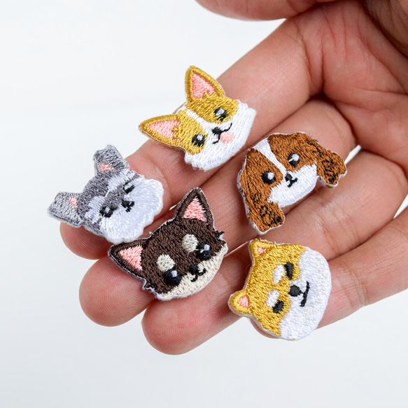 選べる犬種74種！小さな刺繍ステッカー&アイロンワッペン アップリケ 柴犬 2枚目の画像