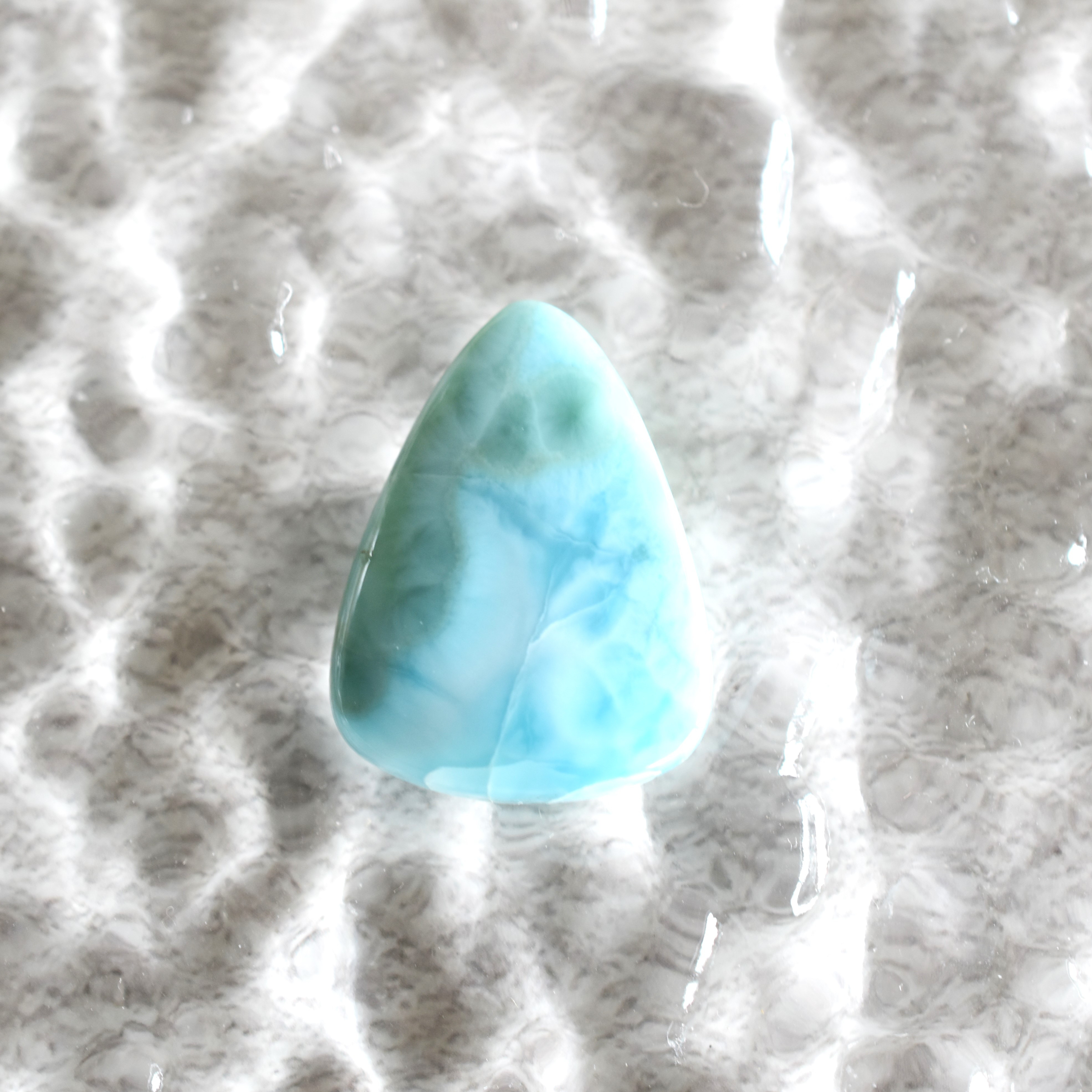 【1点もの・C】ドミニカ共和国産　三角　ラリマー　ルース