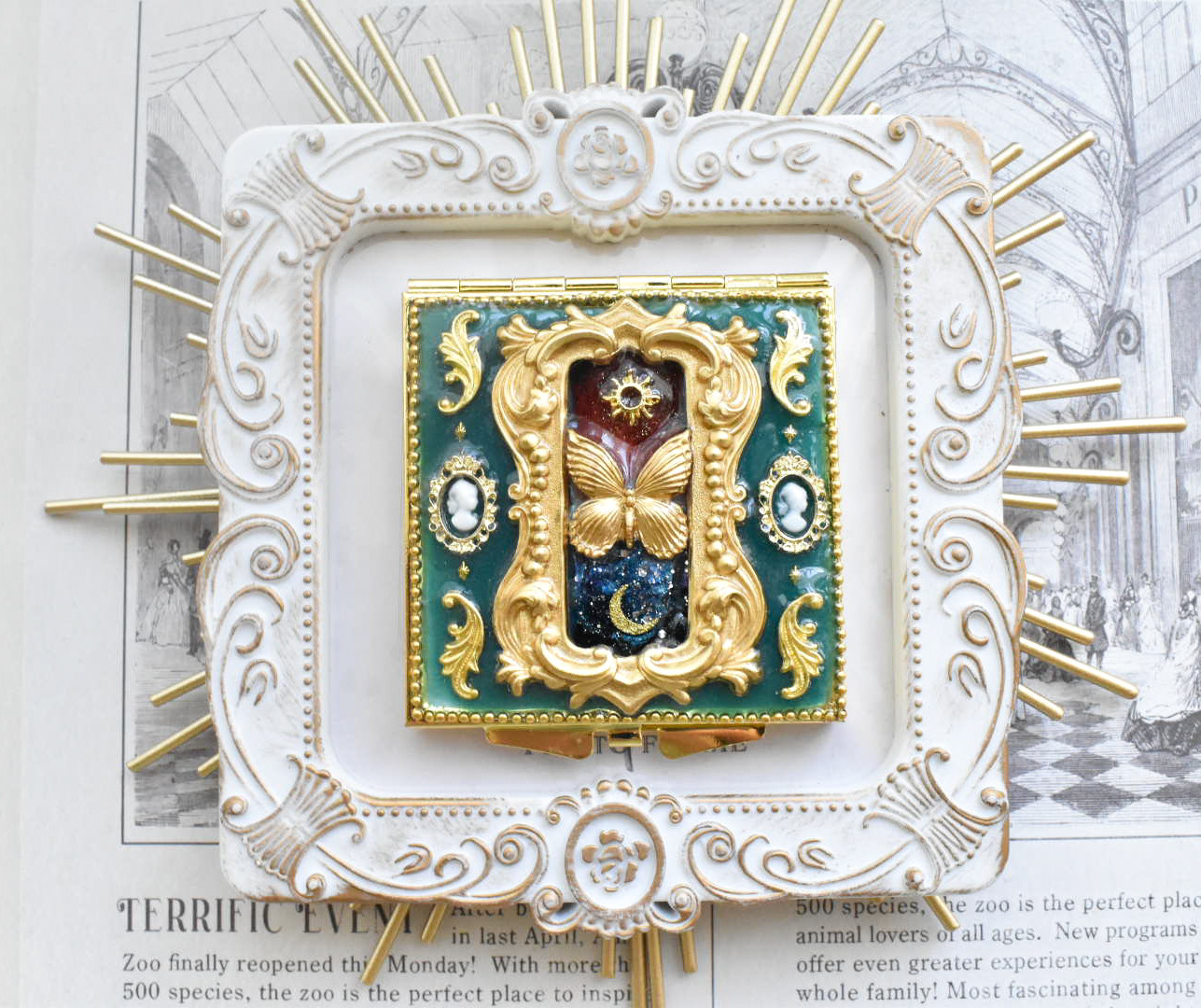 創世と終焉の絵画/コンパクトミラー