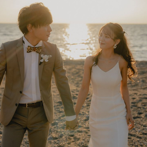 ドレス　チュール　ボレロ　結婚式　前撮り 実例写真！ 人気上昇！2waysウェディングドレス ビーズ クレープ