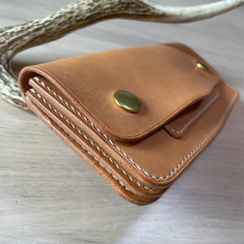 ロング トラッカーウォレット（ナチュラル）エルバマット 長財布 Chase