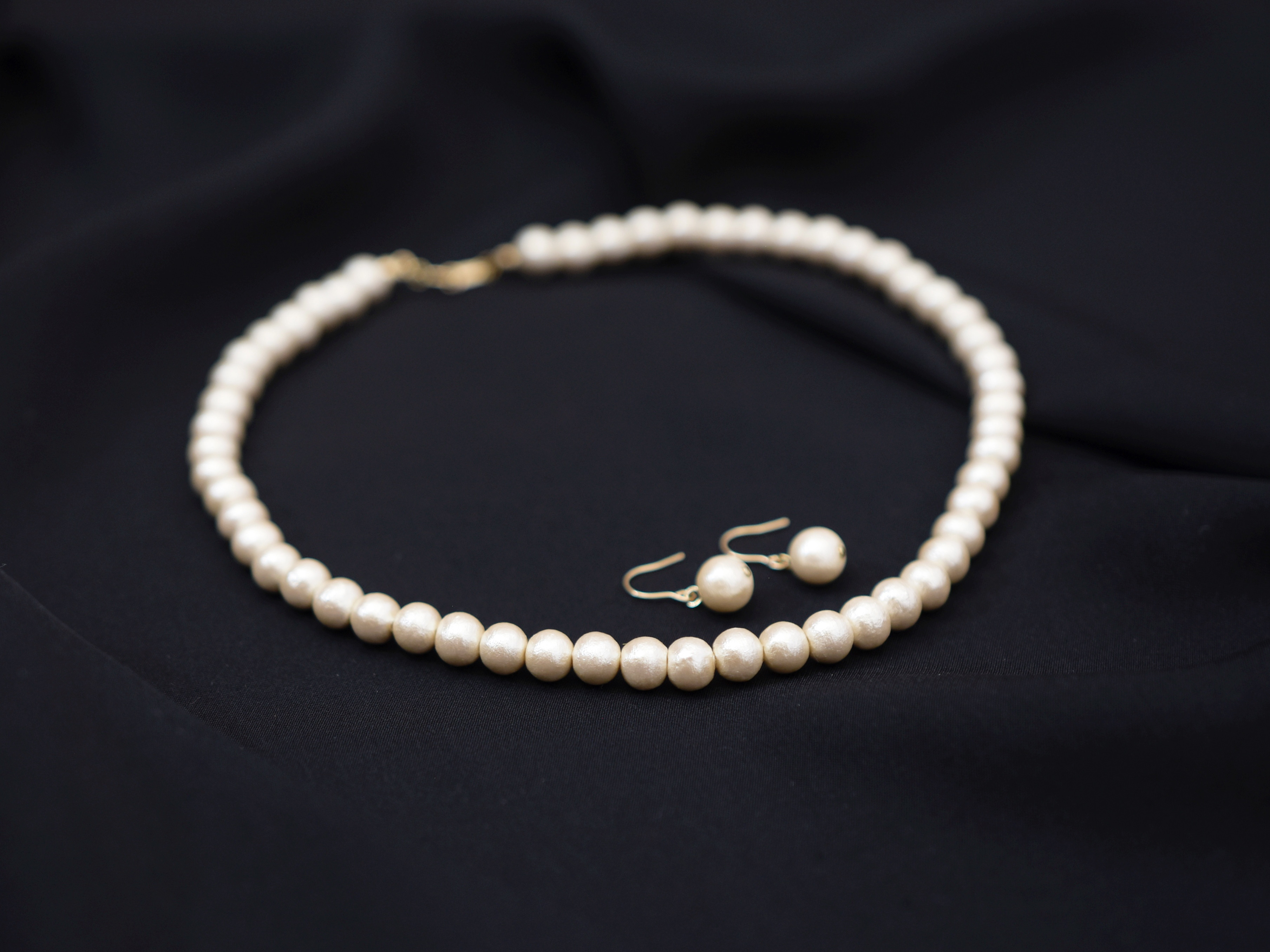 ▶︎14kgf ピアス ネックレス ▶︎王道 7mm コットンパール セット ▶︎ロングに長さ変更可能 6,952円