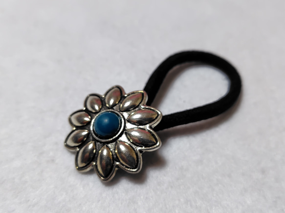 NO 80レジン ヘアゴム ブローチ ハンドメイド 猫ちゃん ヘアゴム No.80