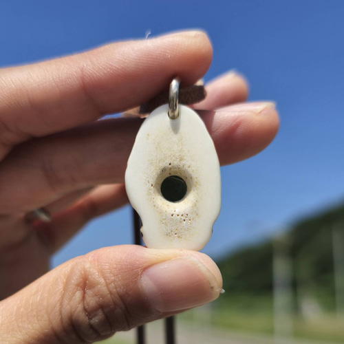 鹿の角 グアテマラ翡翠のペンダント 鹿の角 日高翡翠のペンダント | 鹿角工房～イランカラプテ～