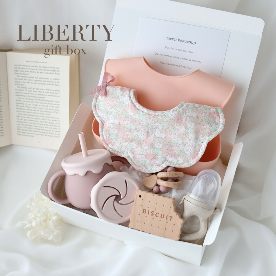 LIBERTY pink 出産祝いギフト6点セット　　 リバティスタイ　シリコンマグ　ビブ　歯固め　他