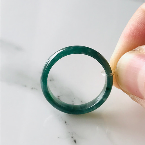 [R300-0104］ 翡翠　くりぬき　リング　グアテマラ産　15号 R300-0104］ ジェイド JADE ヒスイ 本翡翠 くりぬき リング