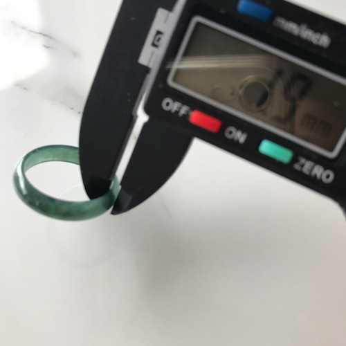 [R300-0104］ 翡翠　くりぬき　リング　グアテマラ産　15号 R300-0104］ ジェイド JADE ヒスイ 本翡翠 くりぬき リング