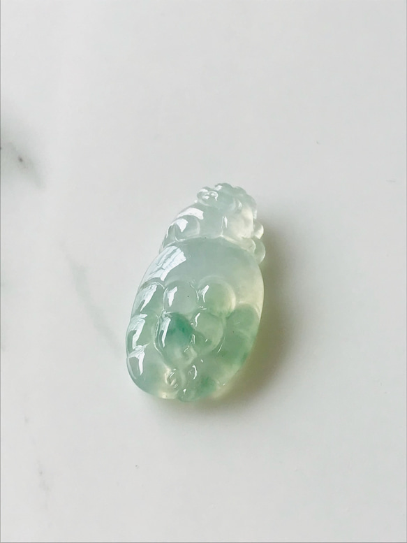 再出品 本翡翠彫刻