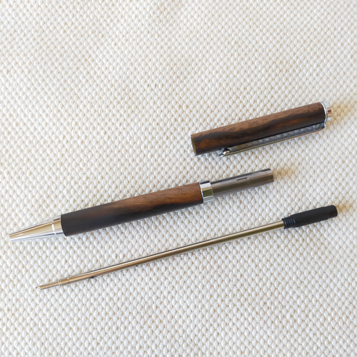 黒柿孔雀杢・スリムタイプボールペン2407-08 ペン・筆記用具 トモヱ